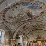 Kolín - kostel sv. Jana Křtitele, pohled na strop lodi od jihozápadu (2017)