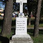 Kolín - zaniklý mariánský sloup u Výfuku, čelní pohled (2010)