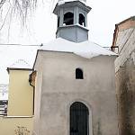 Břežany II - kaple, vstup (2015)