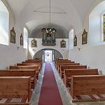 Bylany - kostel sv. Bartoloměje, pohled ke kruchtě (2018)