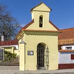Cerhýnky - kaple Panny Marie, čelní pohled od východu (2024)