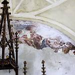 Zásmuky - kaple Narození Panny Marie, barokní malba pod současnou omítkou (2016)