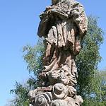 Zásmuky - socha sv. Jana Nepomuckého, detail (2006)