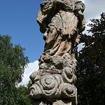 Zásmuky - socha sv. Jana Nepomuckého, detail (2007)