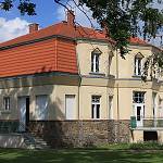 Libodřice - Bauerova vila od západu (2010)