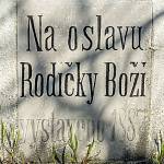 Libodřice - kaplička Panny Marie, nápisová deska (2020)
