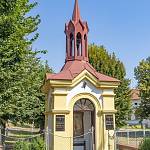 Žhery - kaple sv. Václava pohled od jihozápadu (2018)