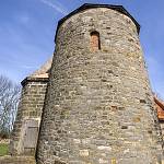 Hradešín - kostel sv. Jiří, rotunda od západu (2024)