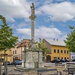 Týnec nad Labem - Mariánský sloup, pohled od západu (2023)