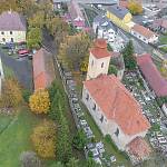 Vyšehořovice - areál kostela sv. Martina od jihozápadu (2018)