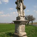 Polní Voděrady - socha sv. Františka Xaverského, stav před opravou (22. 4. 2006)