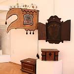 Kostelec nad Černými lesy - bývalá radnice, muzeum, standardy černokosteleckých cechů (2008)