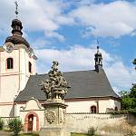 Ratboř - kostel sv. Václava, pohled od jihu (2016)