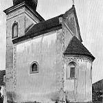 Stříbrná Skalice-Rovná - kostel sv. Jakuba, pohled od jihovýchodu s původními omítkami (Antonín Podlaha, Soupis památek historických 1907)