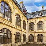 Svojšice - zámek, jihozápadní nároží nádvoří (2025)