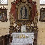 Svojšice - kostel sv. Václava, boční oltář Panny Marie (2021)