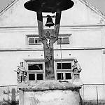 Klučov - zvonička na původním místě (1955, Podlipanské muzeum Český Brod)