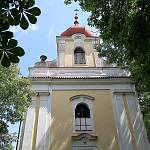 Škvorec - kostel sv. Anny, hlavní průčelí (2016)