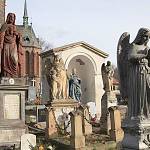 Plaňany - hřbitov, soubor náhrobků z 19. století 