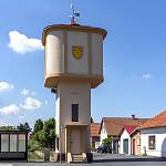 Krupá - věžový vodojem od východu (2023)