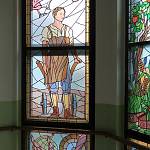 Plaňany - bývalá vzájemná pojišťovna, detail vitráže (25. 2. 2012)