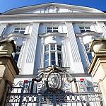 Kolín - bývalý palác Rakousko-Uherské banky, průčelí (23. 6. 2013)