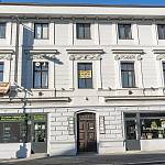 Kolín - ulice Politických vězňů, dům čp. 64 hostinec U Karla IV. (2020)