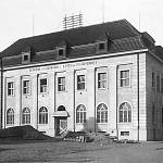 Kolín - budova pošty na náměstí Republiky (1919)