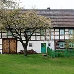 Kouřim - skanzen, dům z Jílového, pohled od severu (2017)