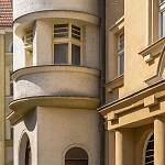 Kolín - ulice Na Hradbách: domy čp. 9 - 11, detail (2023)