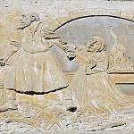 Horní Chvatliny - dům čp. 60, reliéf, kovář s ženou (2017)