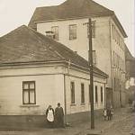 Plaňany - škola (30. léta 20. stol., SOkA Kolín)