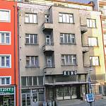 Kolín - dům čp. 9 v ulici Antonína Kaliny s bývalým kinem Jas (2011)