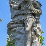 Krakovany - památník padlým v 1. světové válce, socha vojáka (2018)