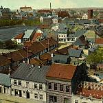 Kolín - pohled na již zaniklou západní stranu Jiráskova náměstí z veže kostela sv. Víta (1910)