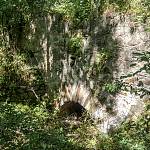 Ždánice - zbytky silnice přes Ždánický vrch, můstek (2020)