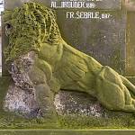 Žehuň - památmík padlým, socha lva (2022)