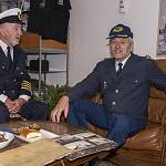 Veletov - námořní muzeum, bývalí námořní kapitáni Karel Zeman (vlevo) a Vladimír Kareš (vpravo) (2023)